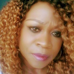 Meet your Posher, Yvette